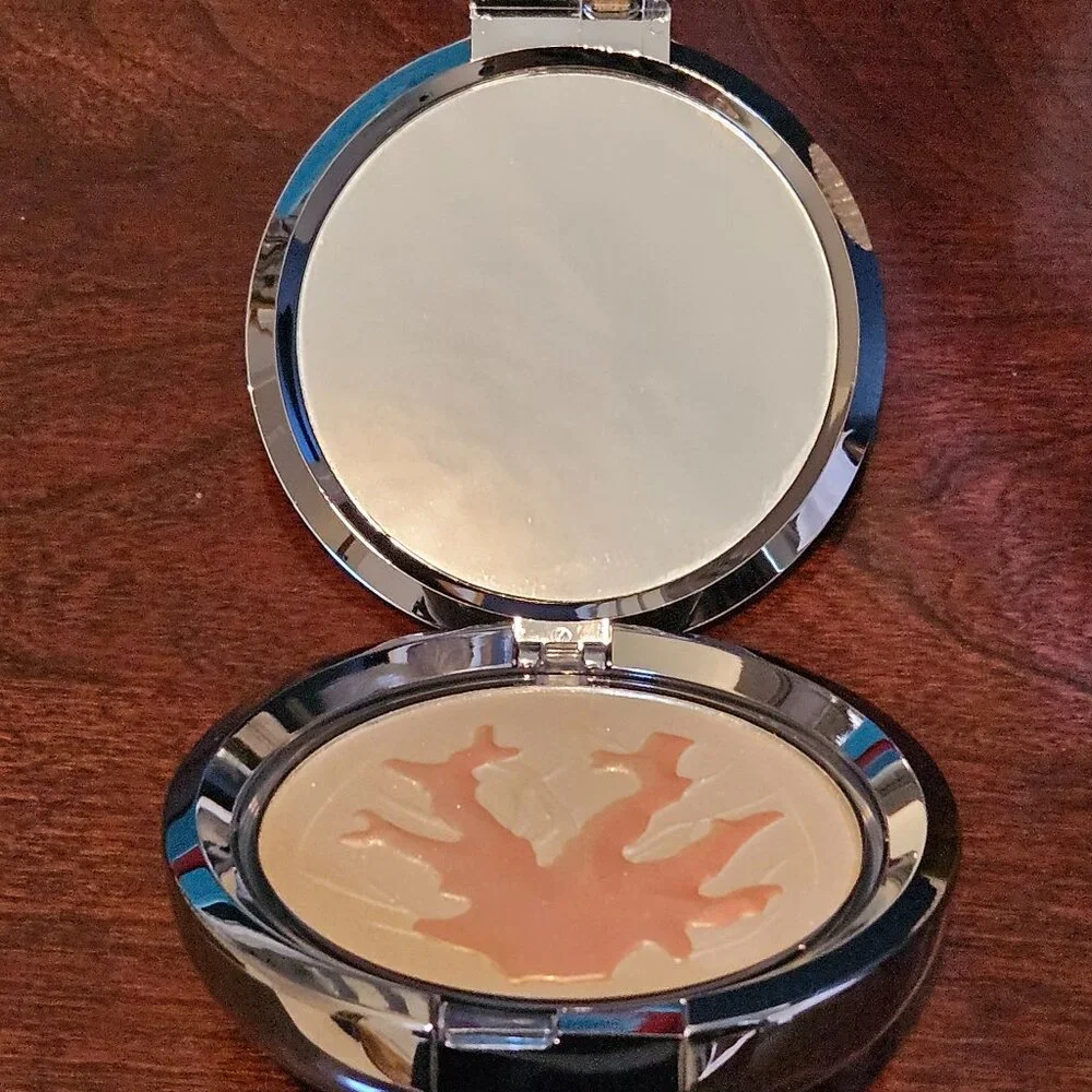 RARE LIMITED EDITION JAY STRONGWATER CHANTECAILLE CORAL CRYSTAL ENAMEL COMPACT
